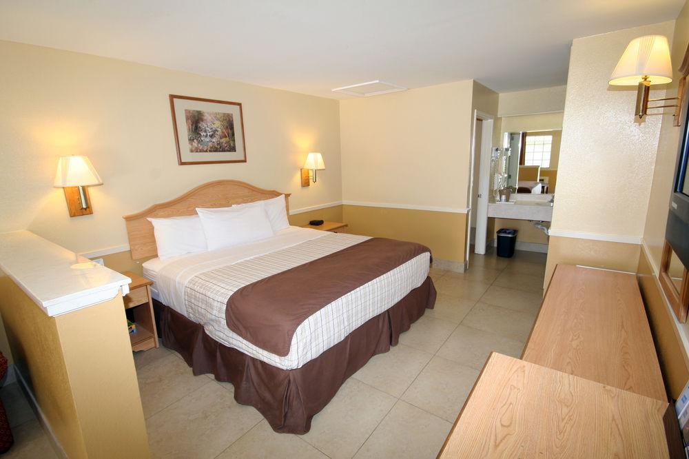 Edinburg Executive Inn Luaran gambar
