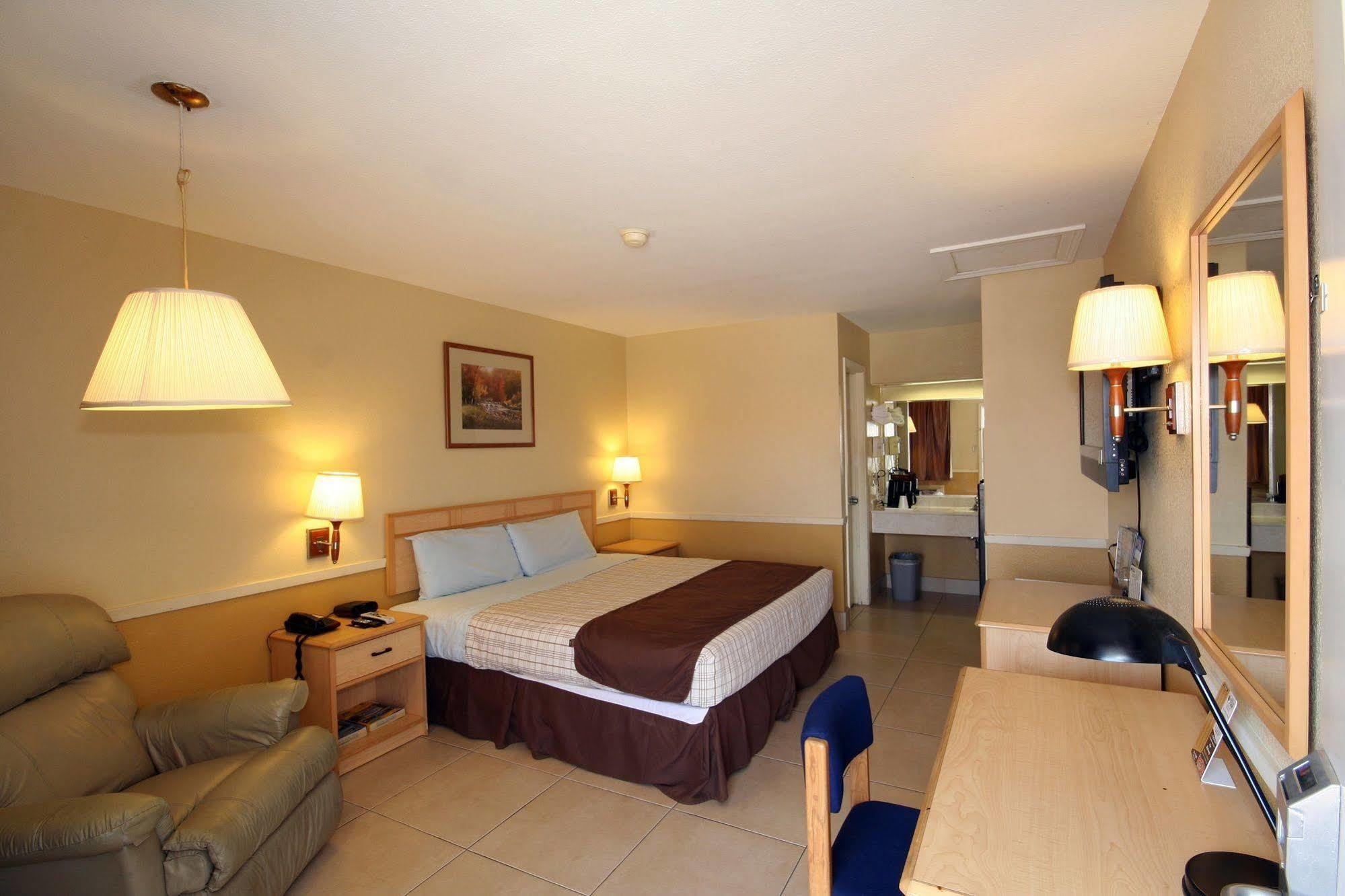 Edinburg Executive Inn Luaran gambar